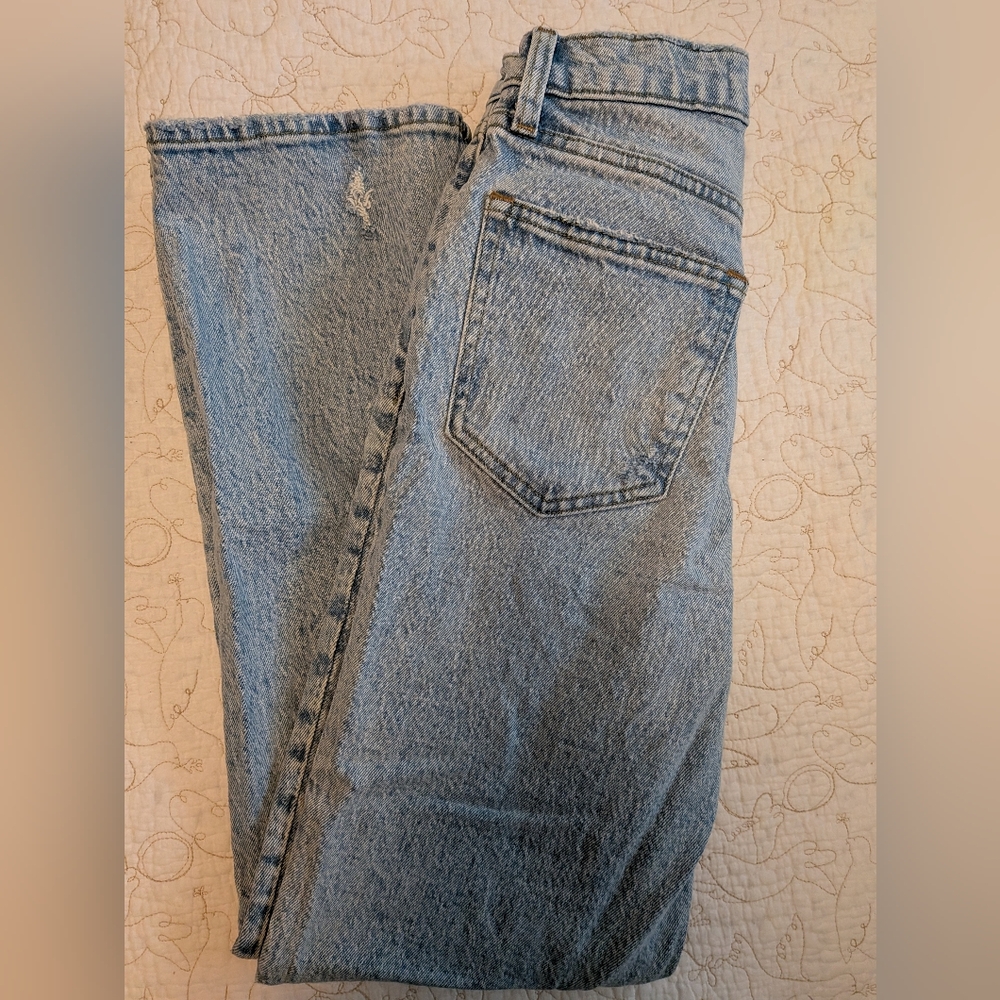 Abercrombie 90s Ultra High Rise Straight Jean